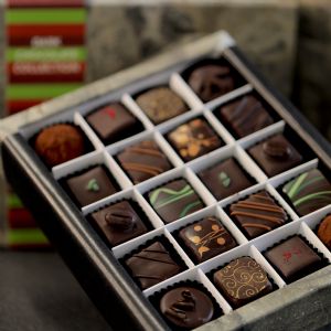 CLASSIC 20 DARK Chocolate Collection